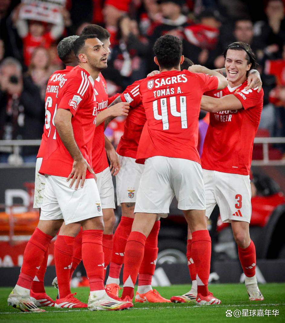 摩纳哥客场遭遇两连败，球队状态不容乐观需尽快调整