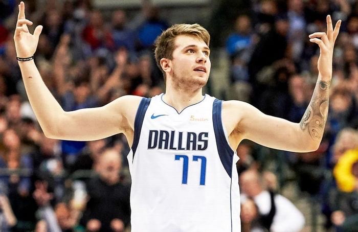 火箭惨败独行侠摆脱连败