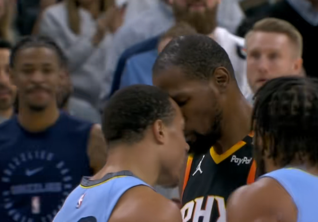 火箭落败于灰熊遭遇连败 火箭落败于灰熊遭遇连败