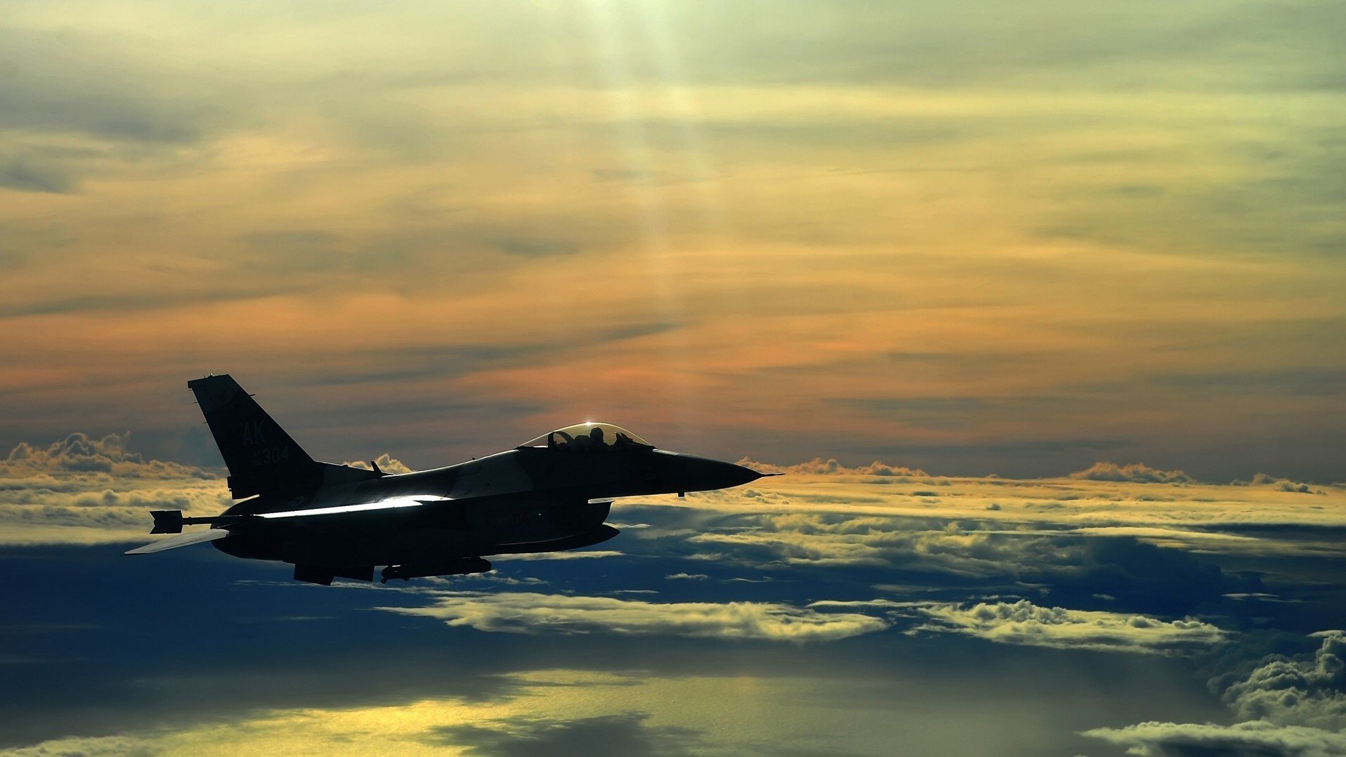 绿茵豪情映照篮坛烽火，当收割成为竞技场上的共同语言